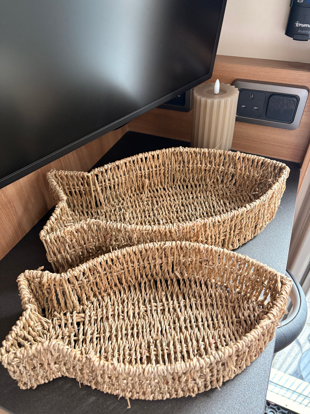 Set Of 2 Rattan Fish-Shaped Storage Baskets 6071ABB0-F44F-48F8-B4F0-D633573C4F91