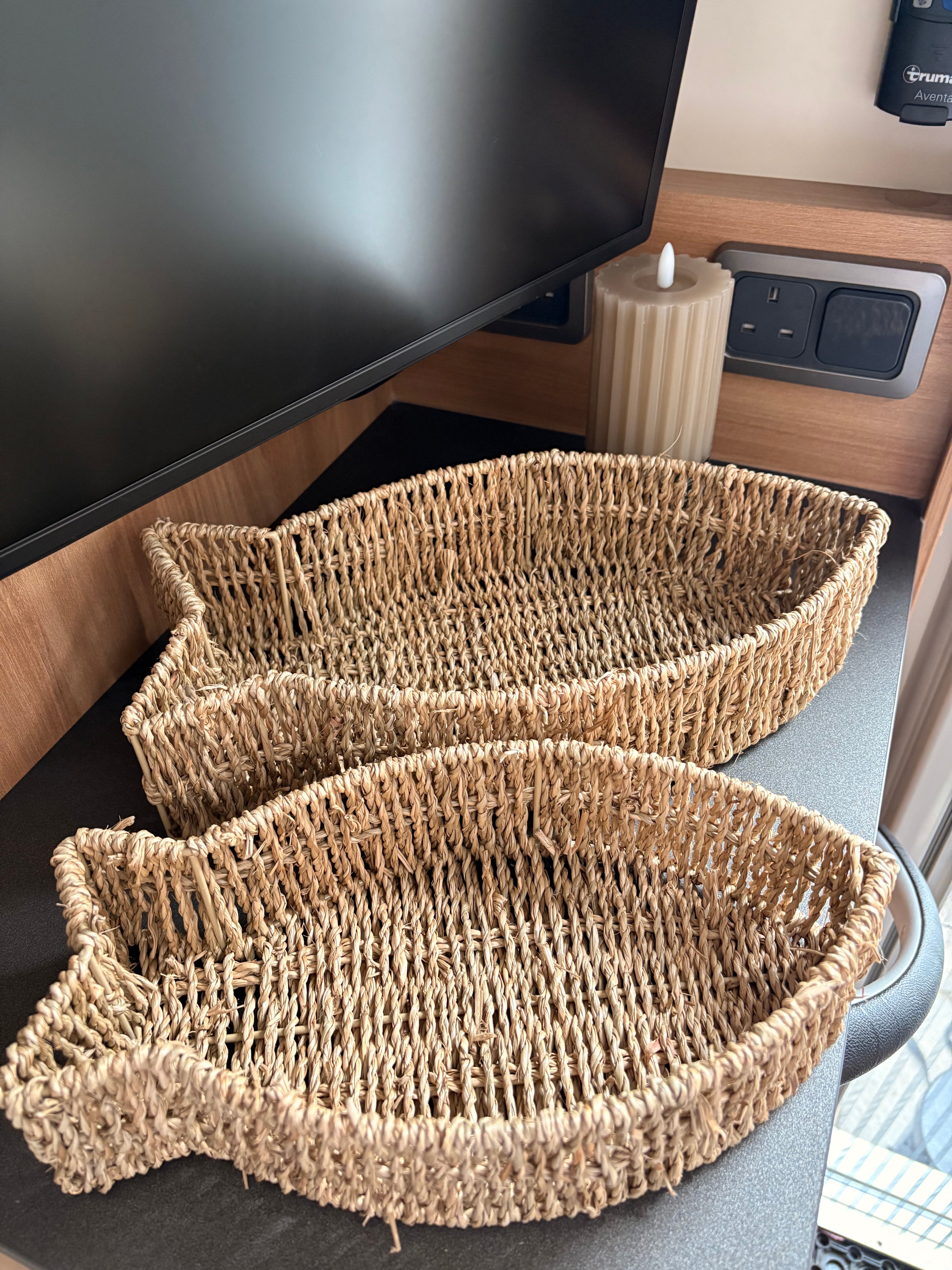 Set Of 2 Rattan Fish-Shaped Storage Baskets