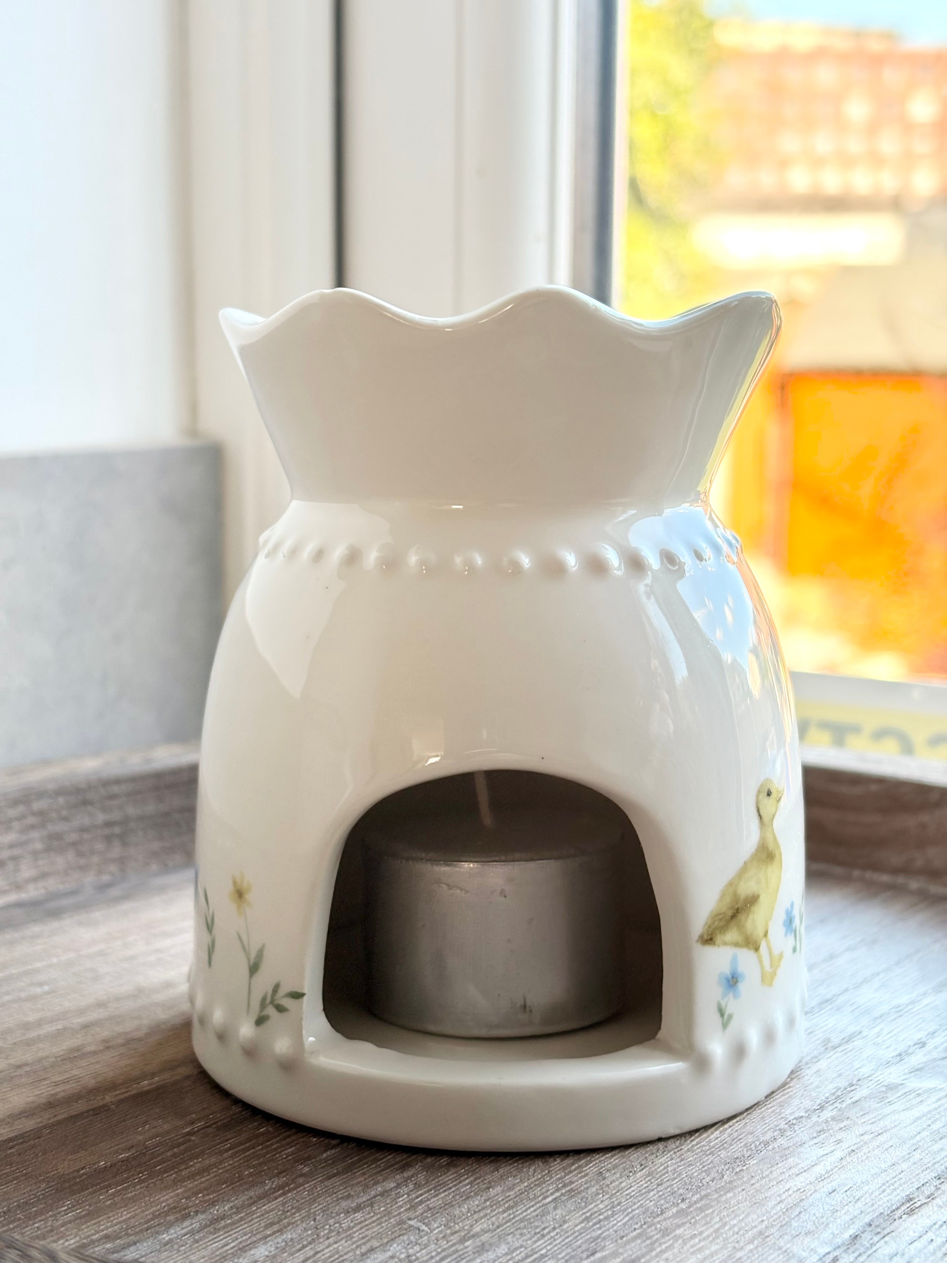 Goose Ceramic Wax Melter With Fluted Top 64963EDA-E8CD-47F9-B61D-E8CC331DDDD0