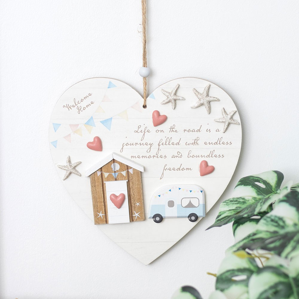 Life On The Road Shell Caravan Hanging Heart 833A030D-A2FA-430D-AF5A-2C38D5787616